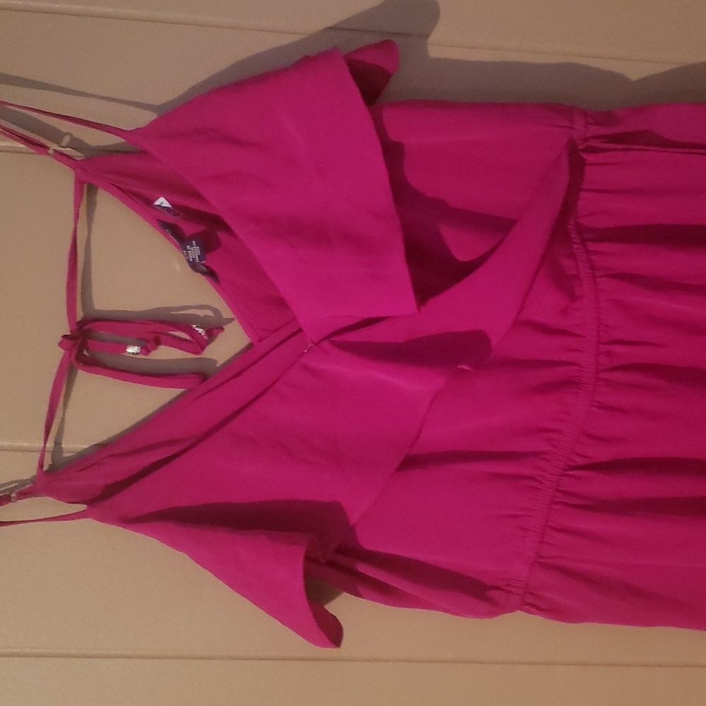 Dress - Picture 2 of 4